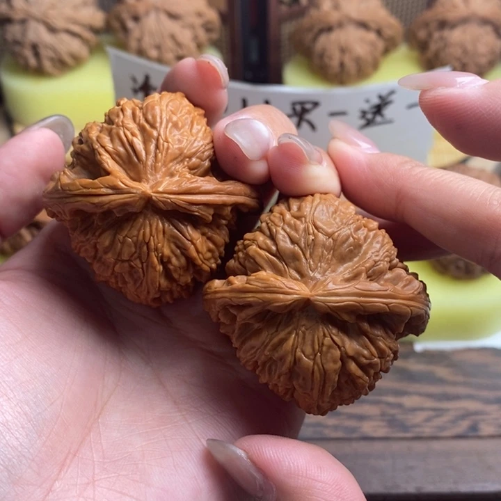 吊坠文玩核桃45白狮子 168