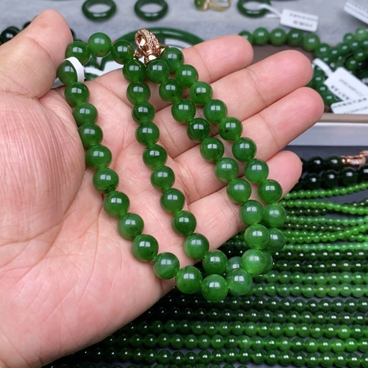 项链未镶嵌和田玉（碧玉）10mm