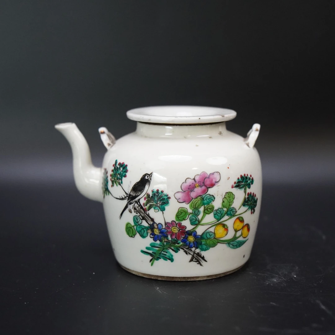 Lot.25072625民国粉彩花鸟纹提梁壶 高：约9.7cm