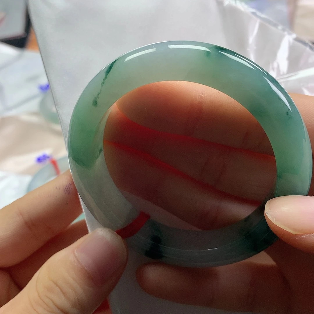 未镶嵌手镯翡翠翡翠