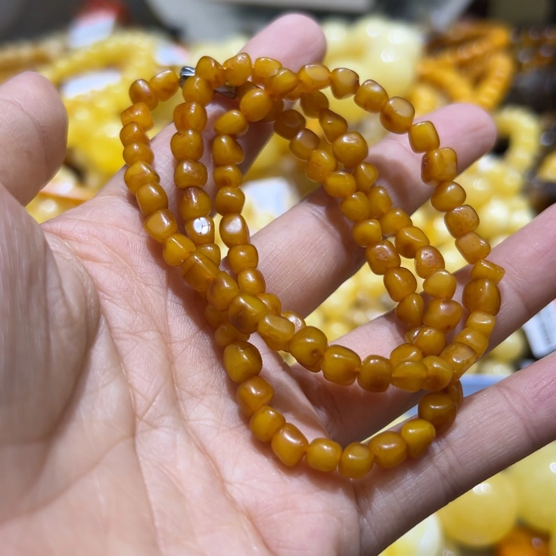琥珀珠宝奇石未镶嵌