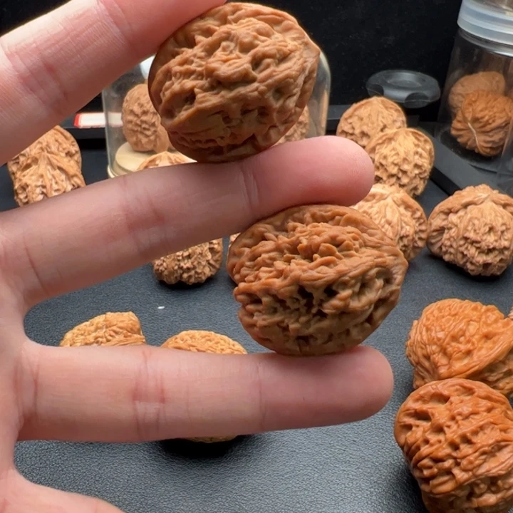 把件文玩核桃31虎头