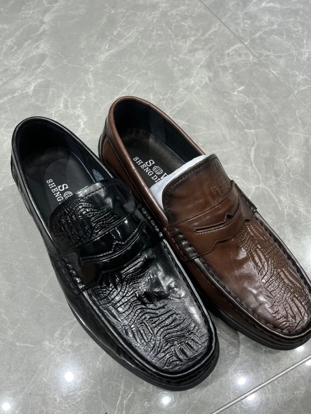 L5611男士高端大气皮鞋商务休闲牛皮