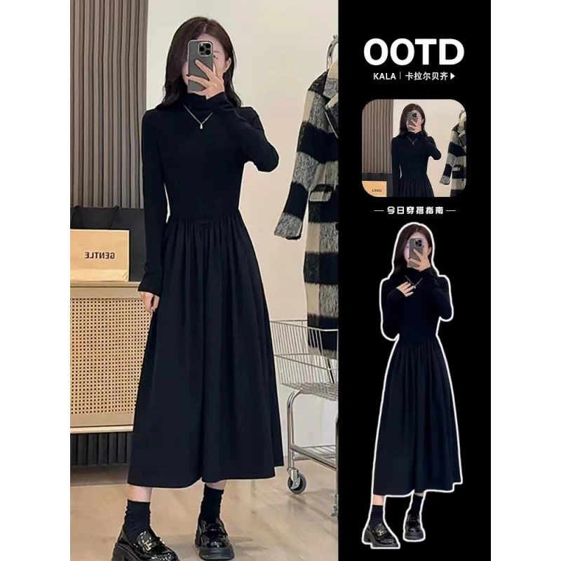 大卖2025早秋新款高级感赫本风黑色连衣裙子女秋冬季内搭打底长裙