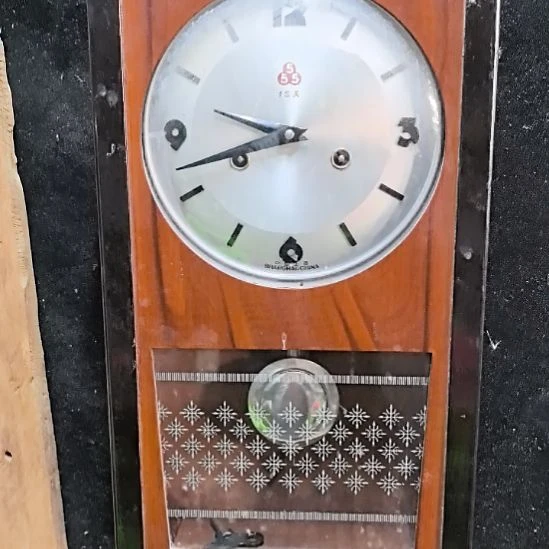 钊***哥老物件挂钟一个包邮