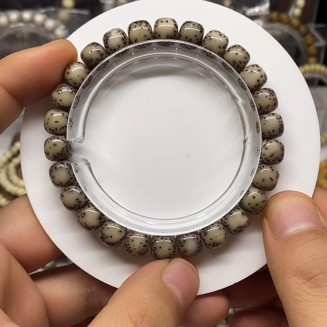 手串星月菩提糯冰侧留白