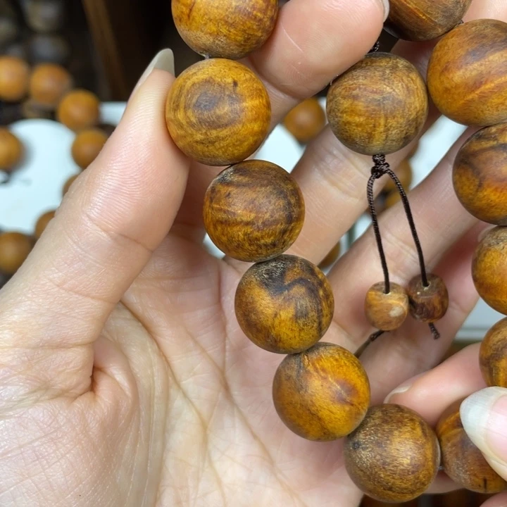 贡木手串/手链腾*手串