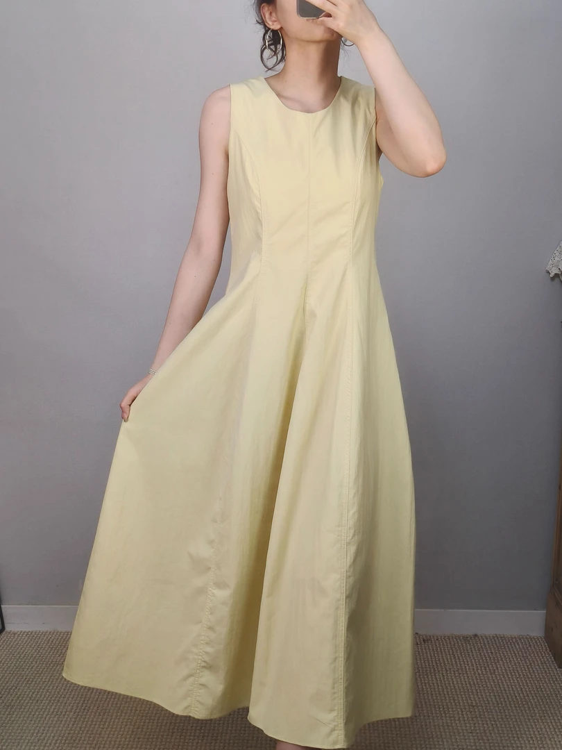 法式气质鱼骨线连显瘦衣裙简约收腰长款夏季休闲背心连衣裙