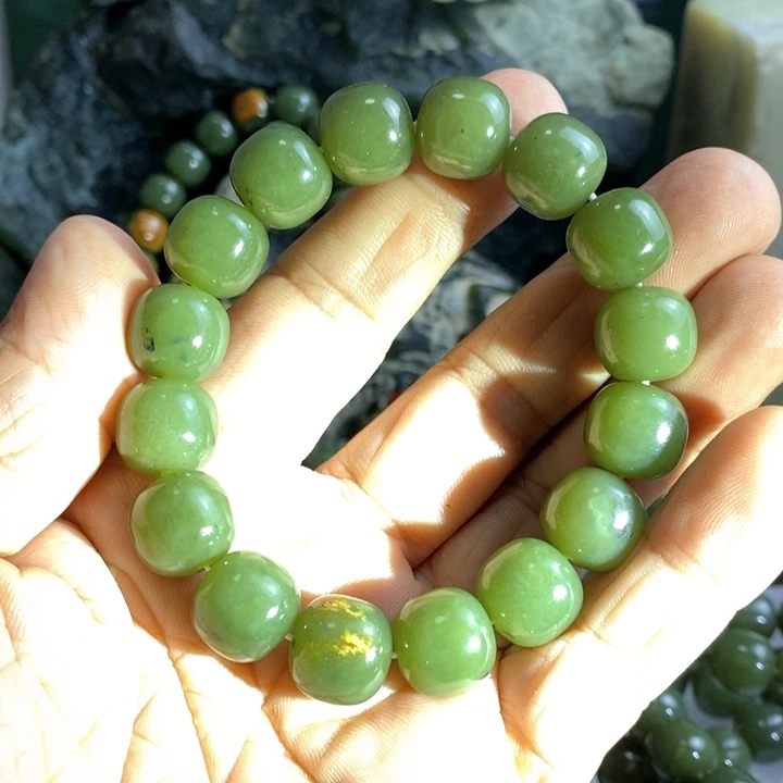 和田玉（糖玉）未镶嵌珠宝奇石