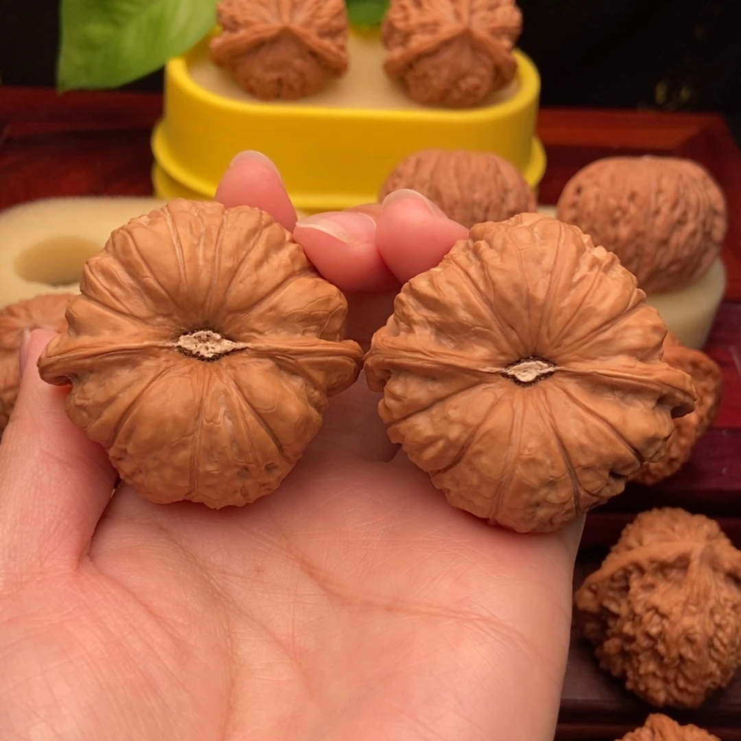 简***单把件文玩核桃毕业大南瓜墩49
