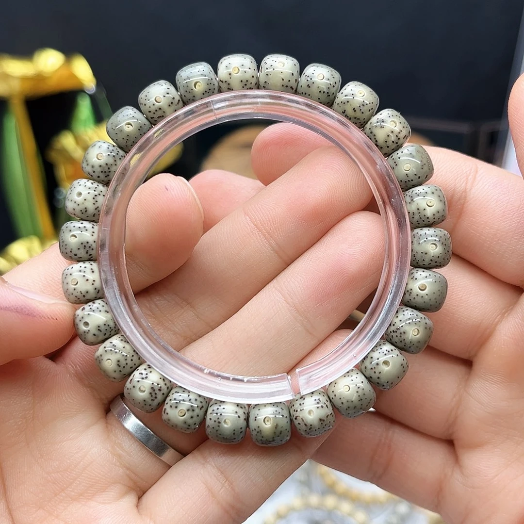 手串星月菩提开播福利：石玉料