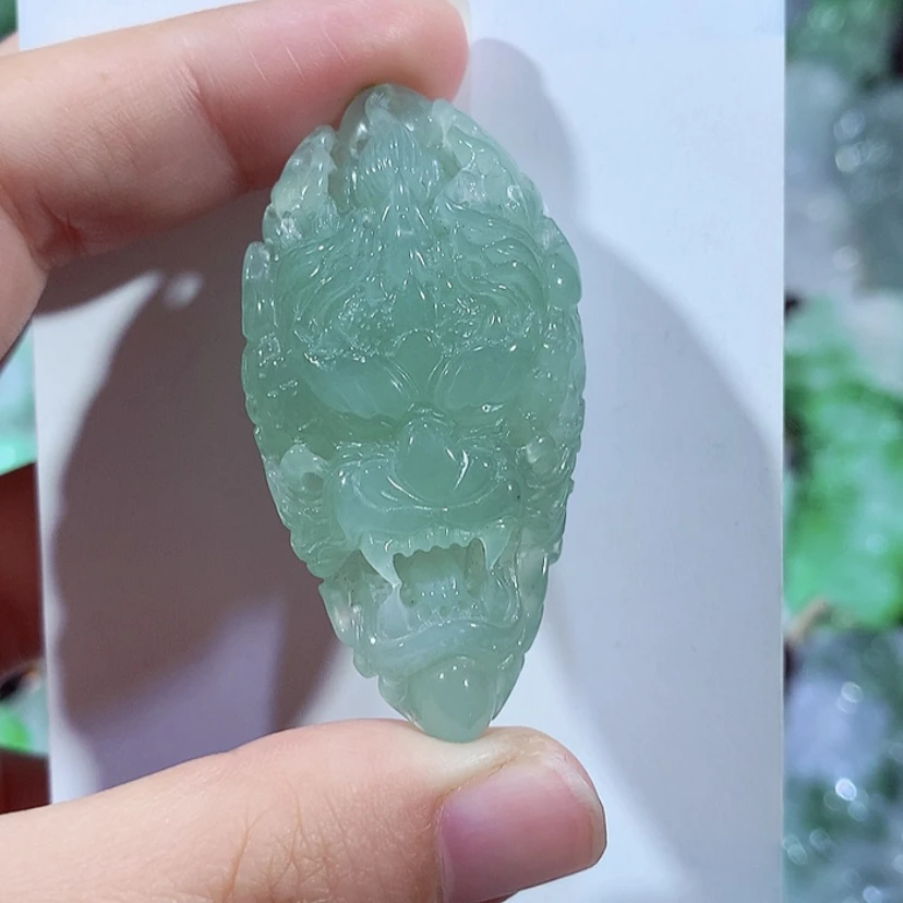 缅甸天然A货翡翠冰种晴水龙头吊坠