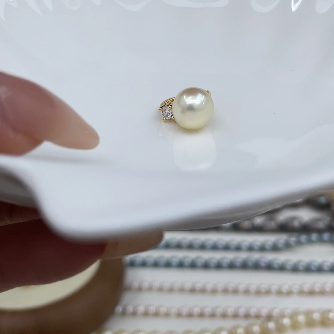 银S925镶嵌海水珍珠颈饰