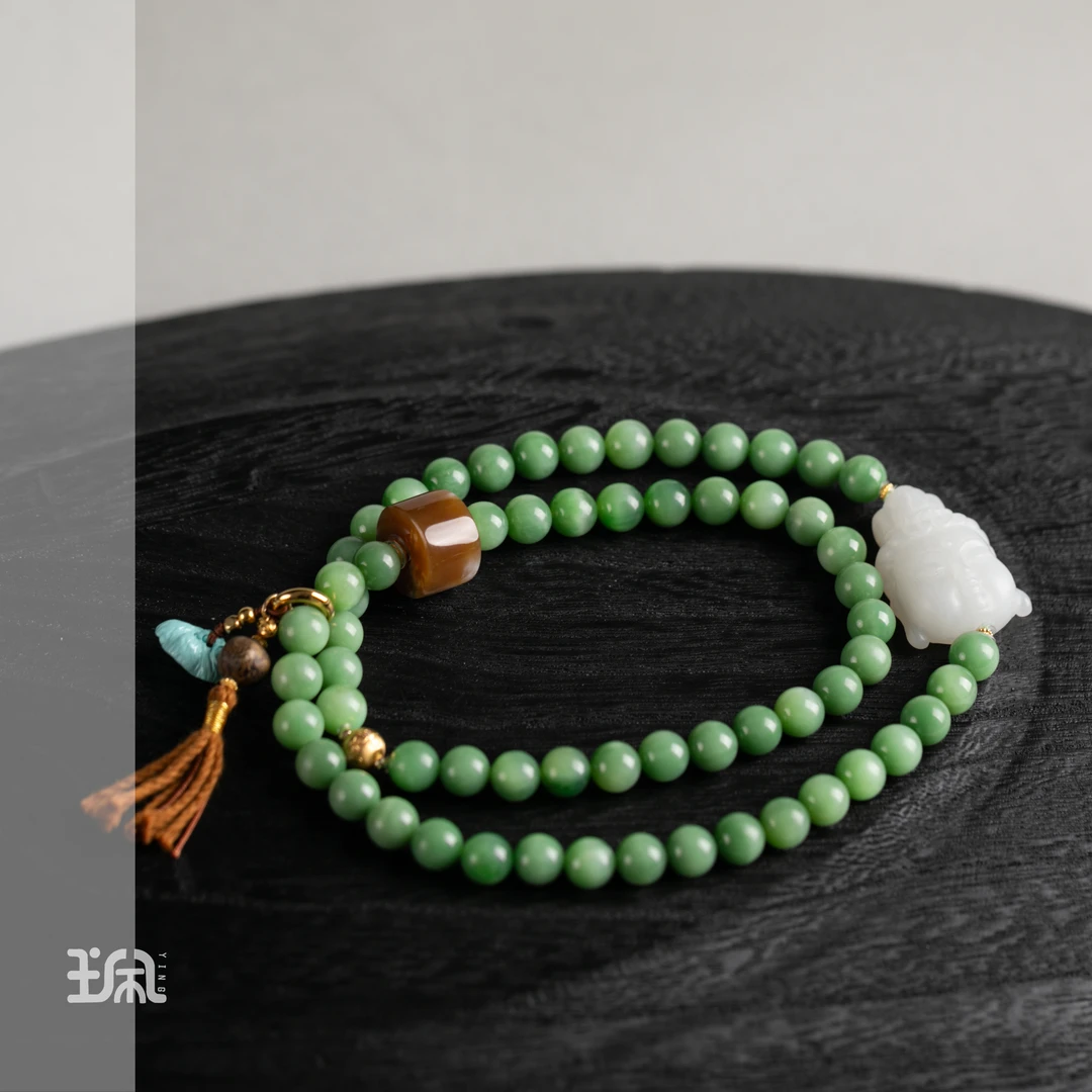 "春忆观"和田玉黑羊洞白玉观音手串YYC25111301多样性发其一