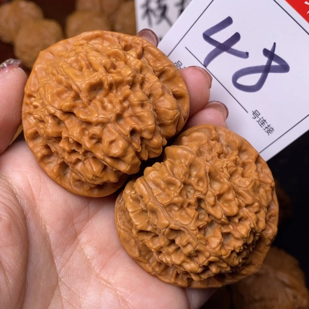 文玩核桃把件48官帽4.8