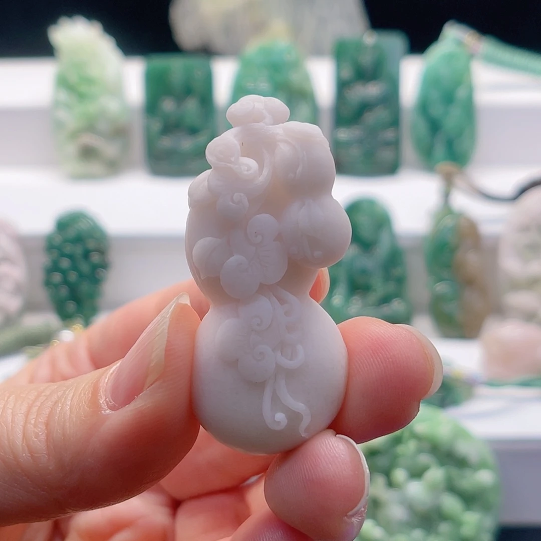 独山玉颈饰未镶嵌佑*