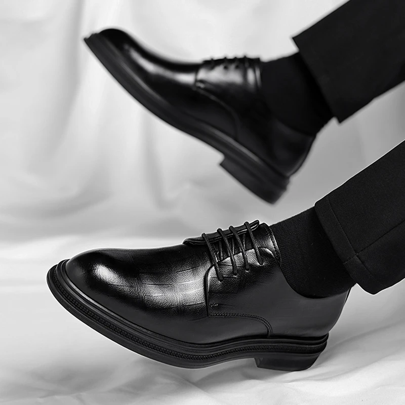 皮鞋男大码正装商务皮鞋英伦内增高男士休闲西装新郎结婚鞋男