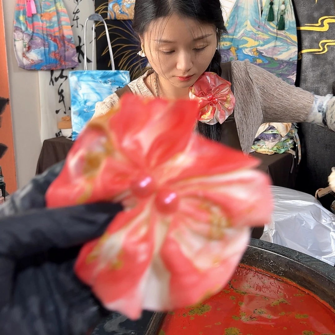 506茶花一字夹红金