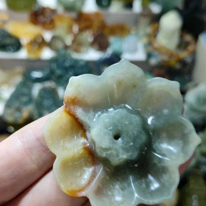 岫玉未镶嵌香插款式
