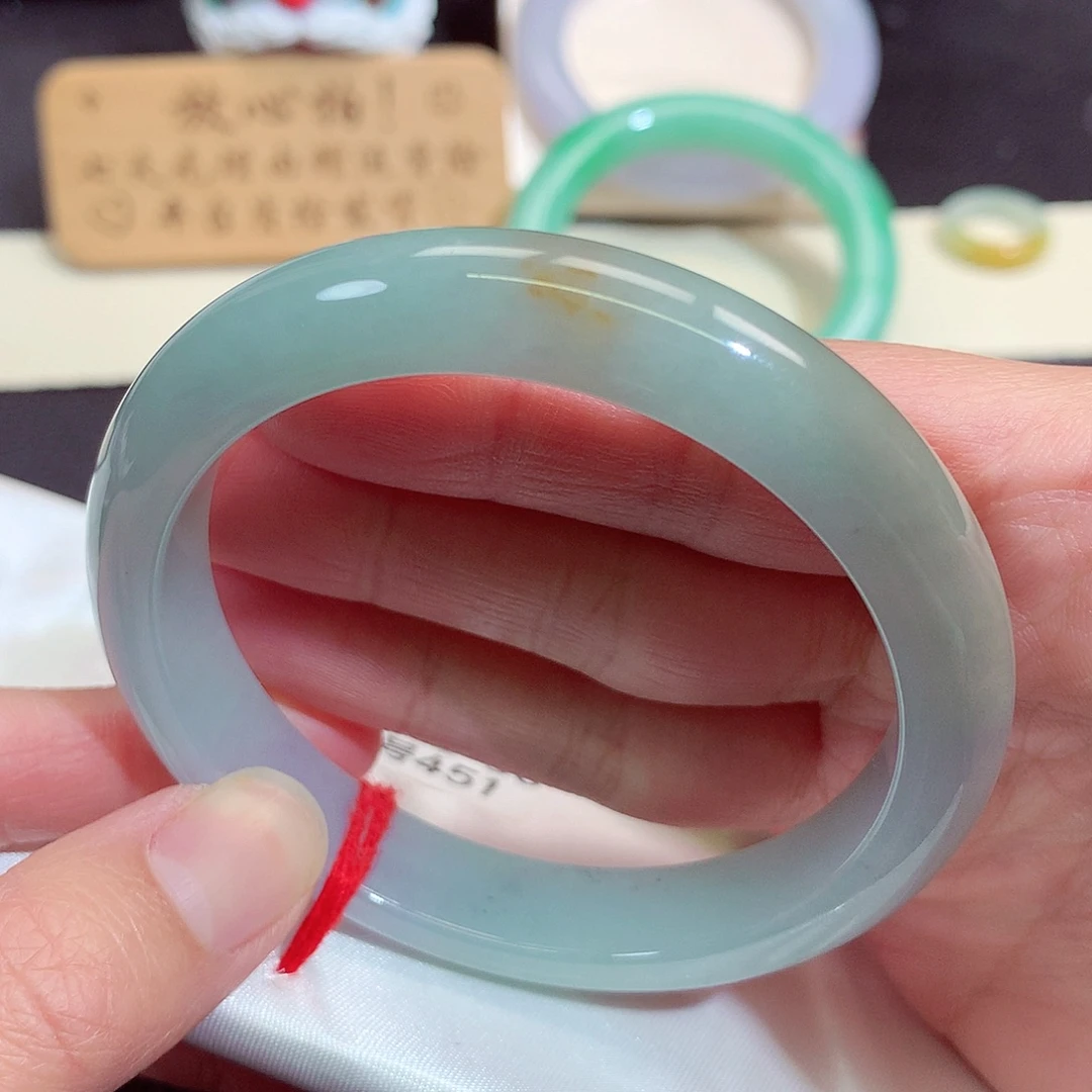 翡翠未镶嵌手镯451