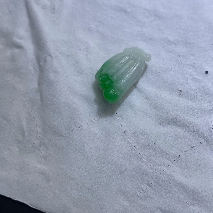 定制翡翠未镶嵌毛货