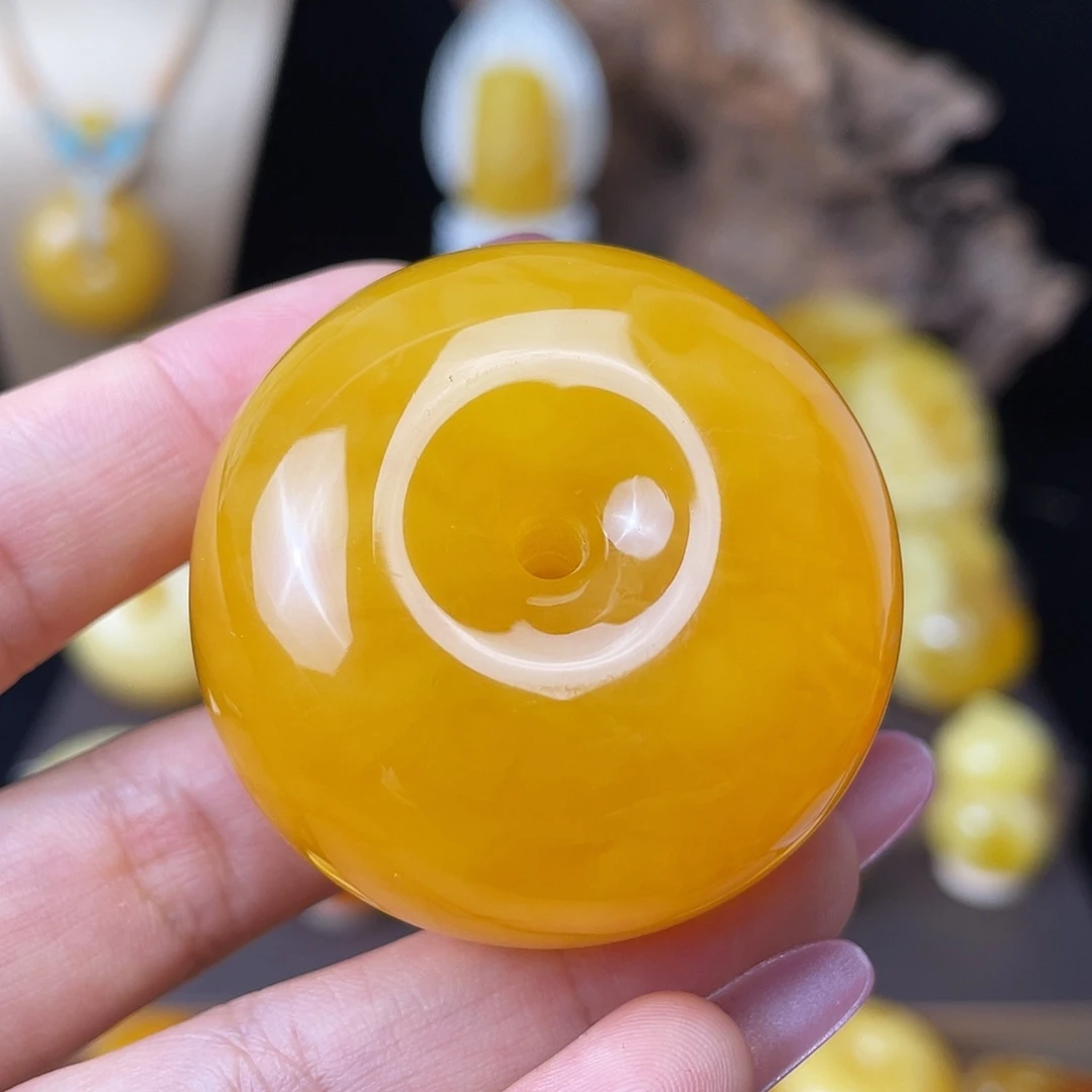 琥珀未镶嵌珠宝奇石