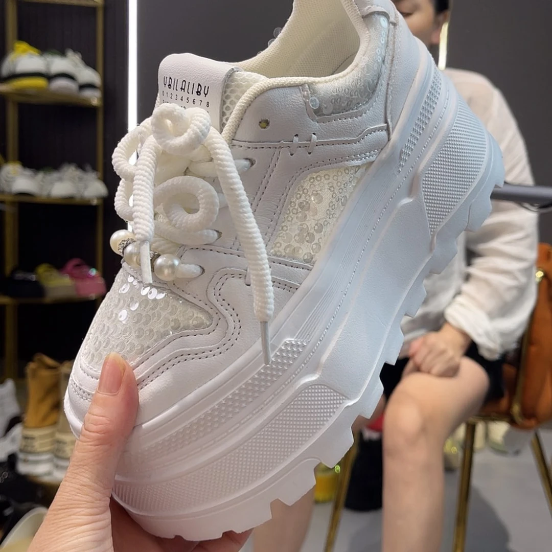 37码，8厘米增高小白鞋