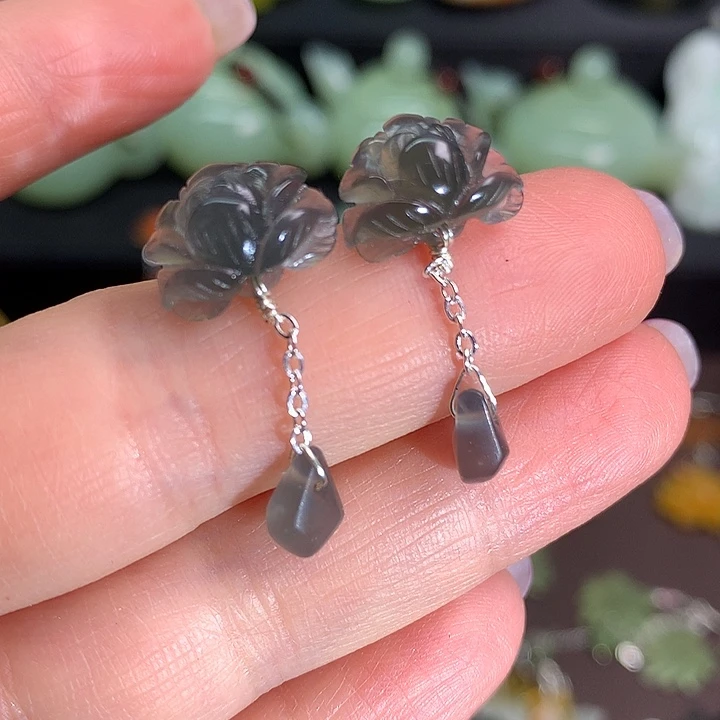 未镶嵌蛇纹石玉耳饰