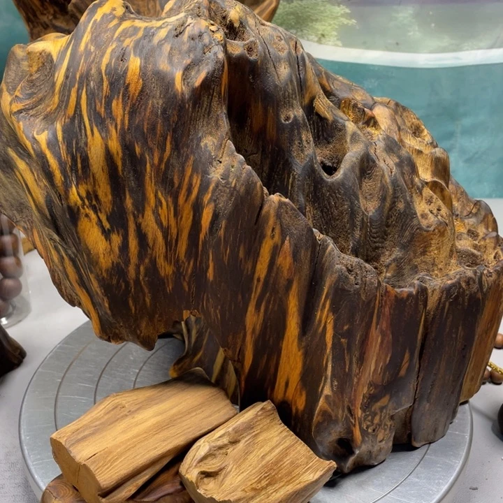 木奇****了越南土沉香果香摆件