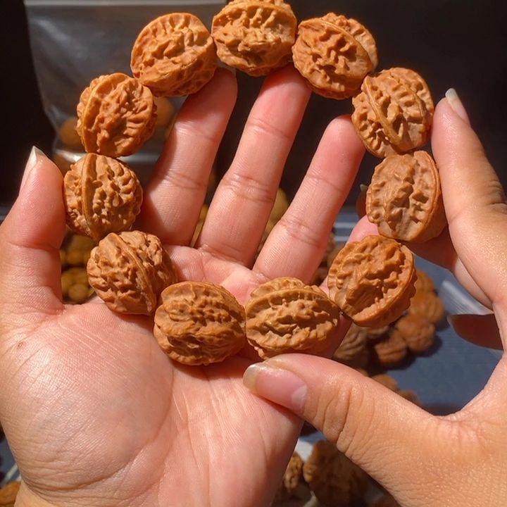 手串文玩核桃……45