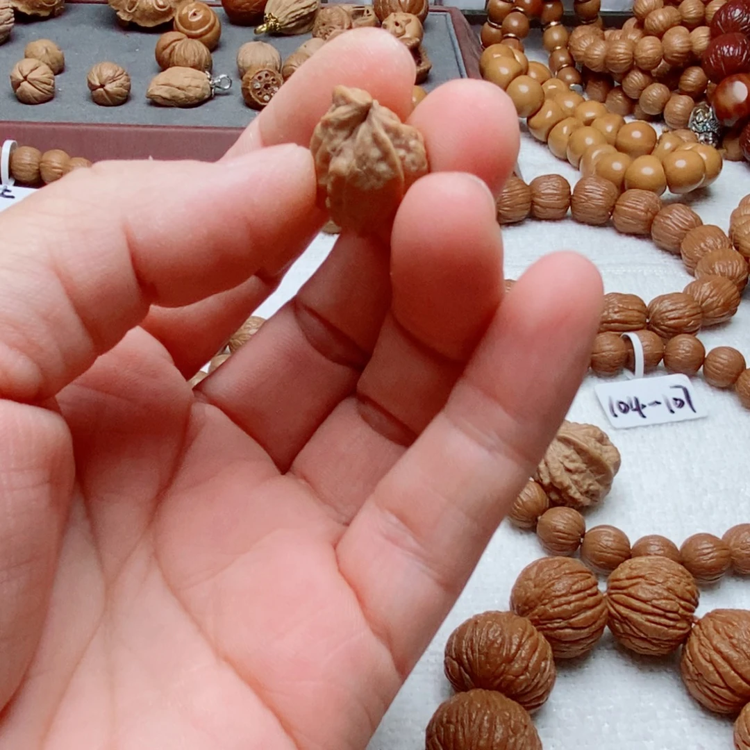 张***m猴头核桃手串蛤蟆头单颗三通