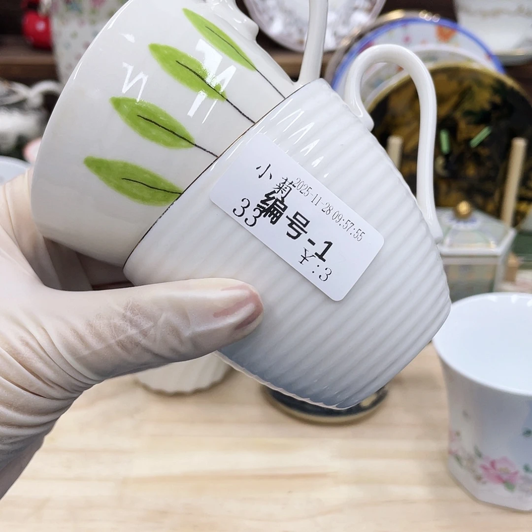 小***菊鹿屋家的美丽咖啡杯