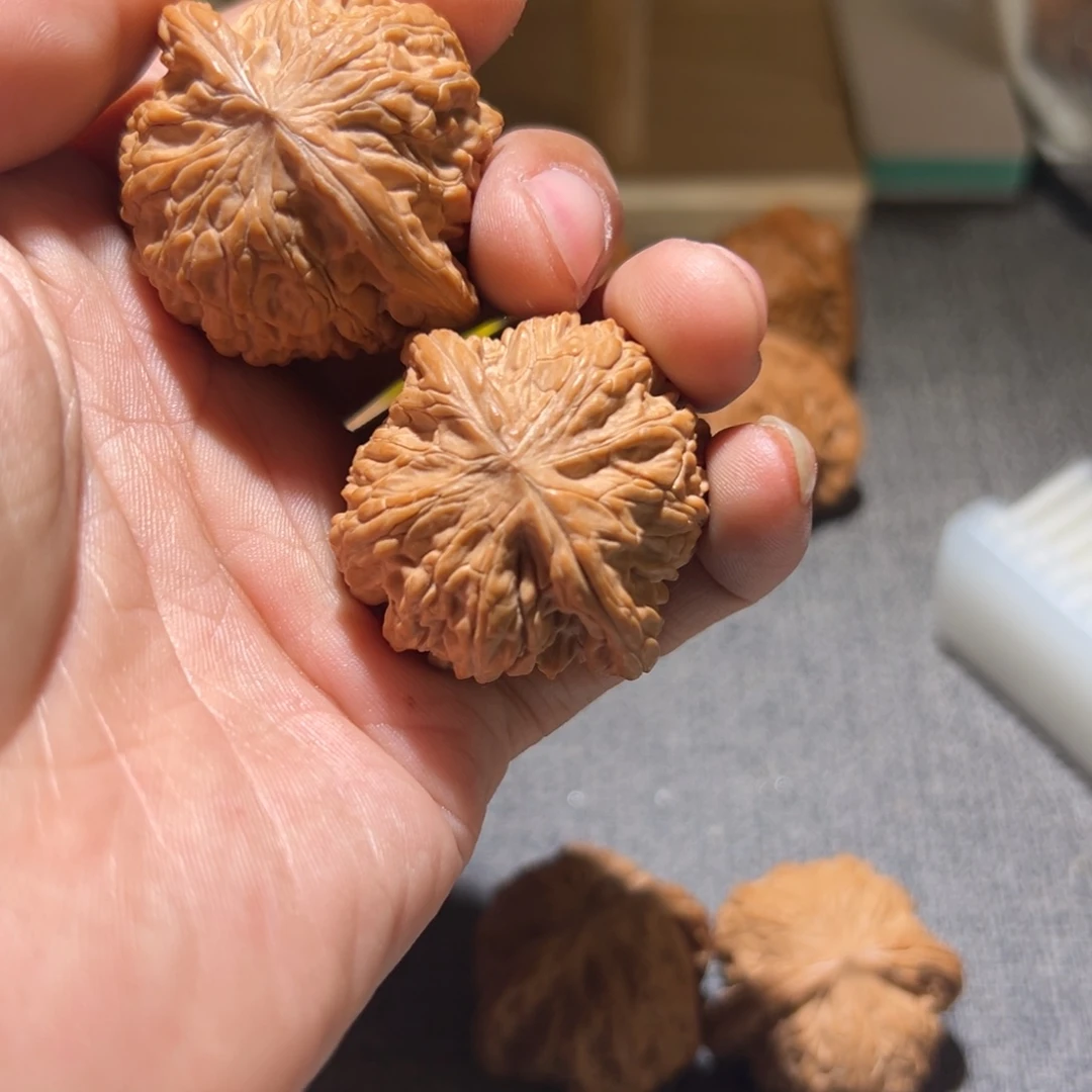 文玩核桃手玩把件磨盘