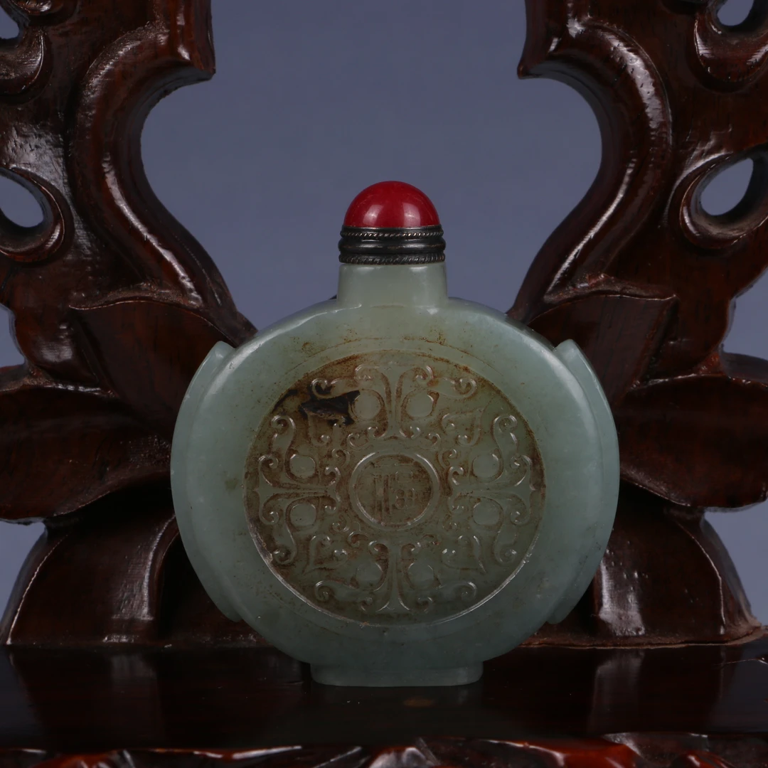 Lot32  清  和田玉福在眼前鼻烟壶