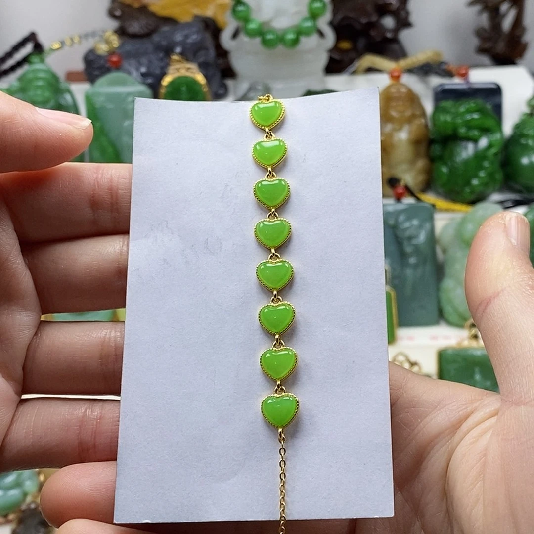 和田玉（碧玉）颈饰苹果绿银S925镶嵌