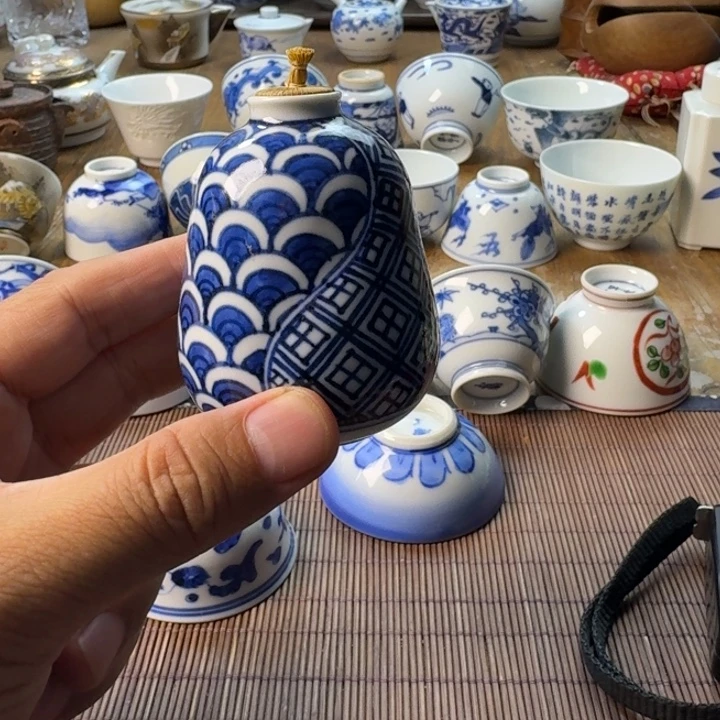 青花瓷器杯子茶具