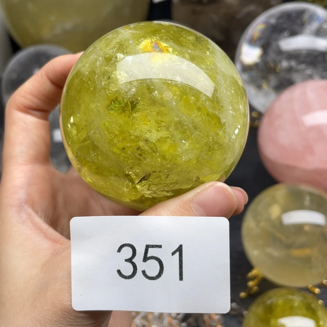 水晶未镶嵌摆件351 6.7CM