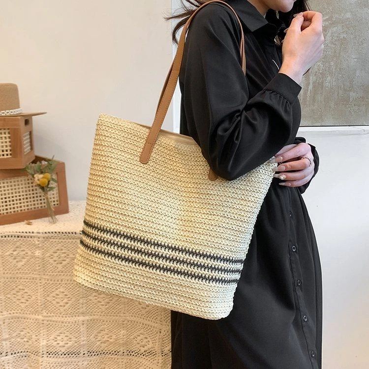 新款高颜值百搭草编新款沙滩编织通勤托特单肩度假包包大容量海边