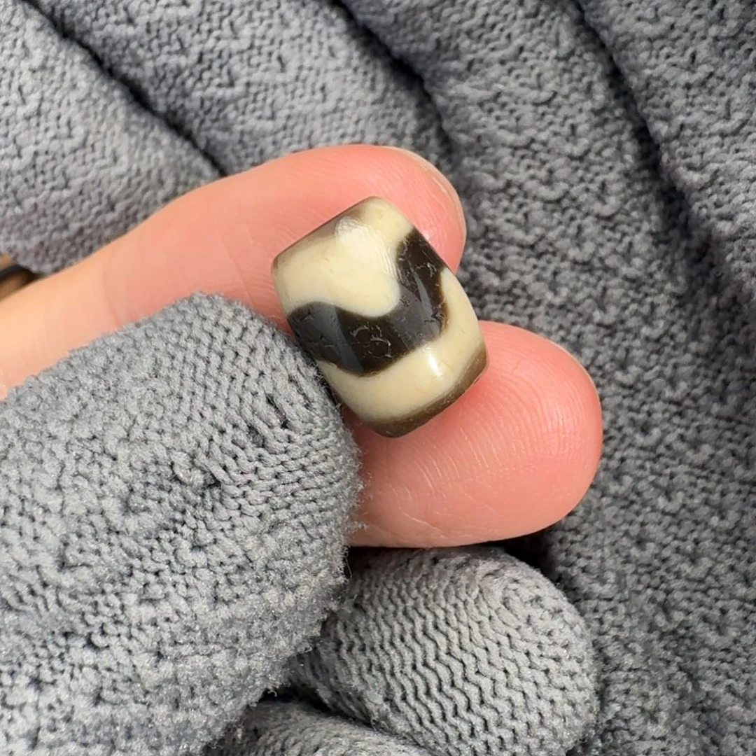 J***W玛瑙/玉髓未镶嵌颈饰张奎超顶