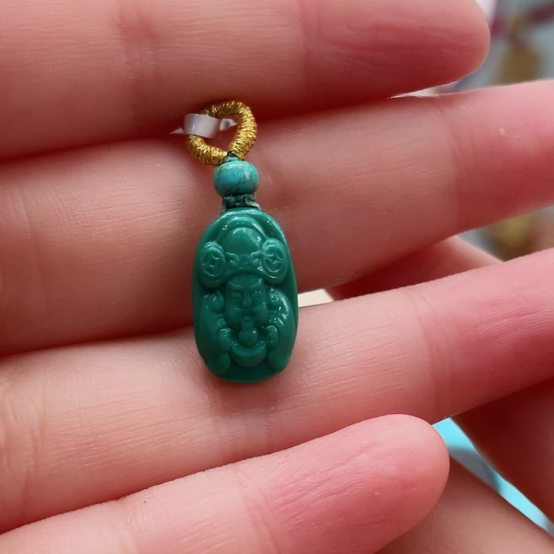 绿松石颈饰未镶嵌