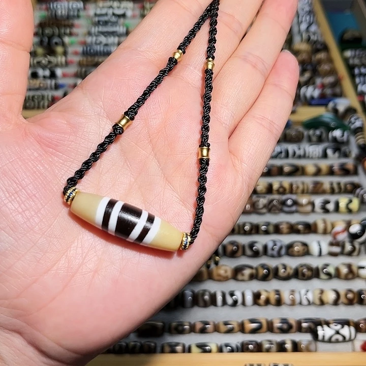 玛瑙/玉髓合金颈饰