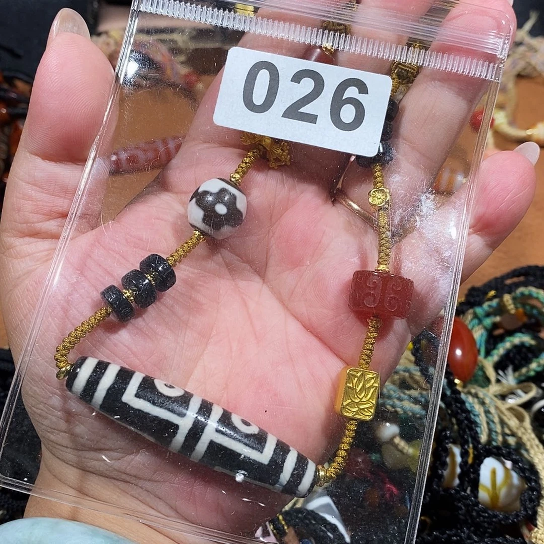 未镶嵌颈饰玛瑙/玉髓