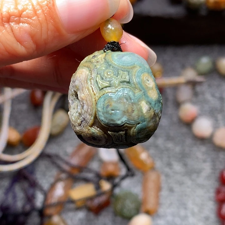 玛瑙/玉髓未镶嵌珠宝半成品