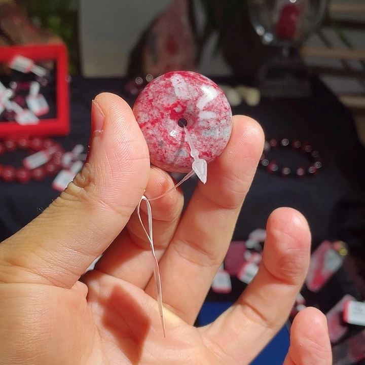 天然辰砂原石玉化料平安扣