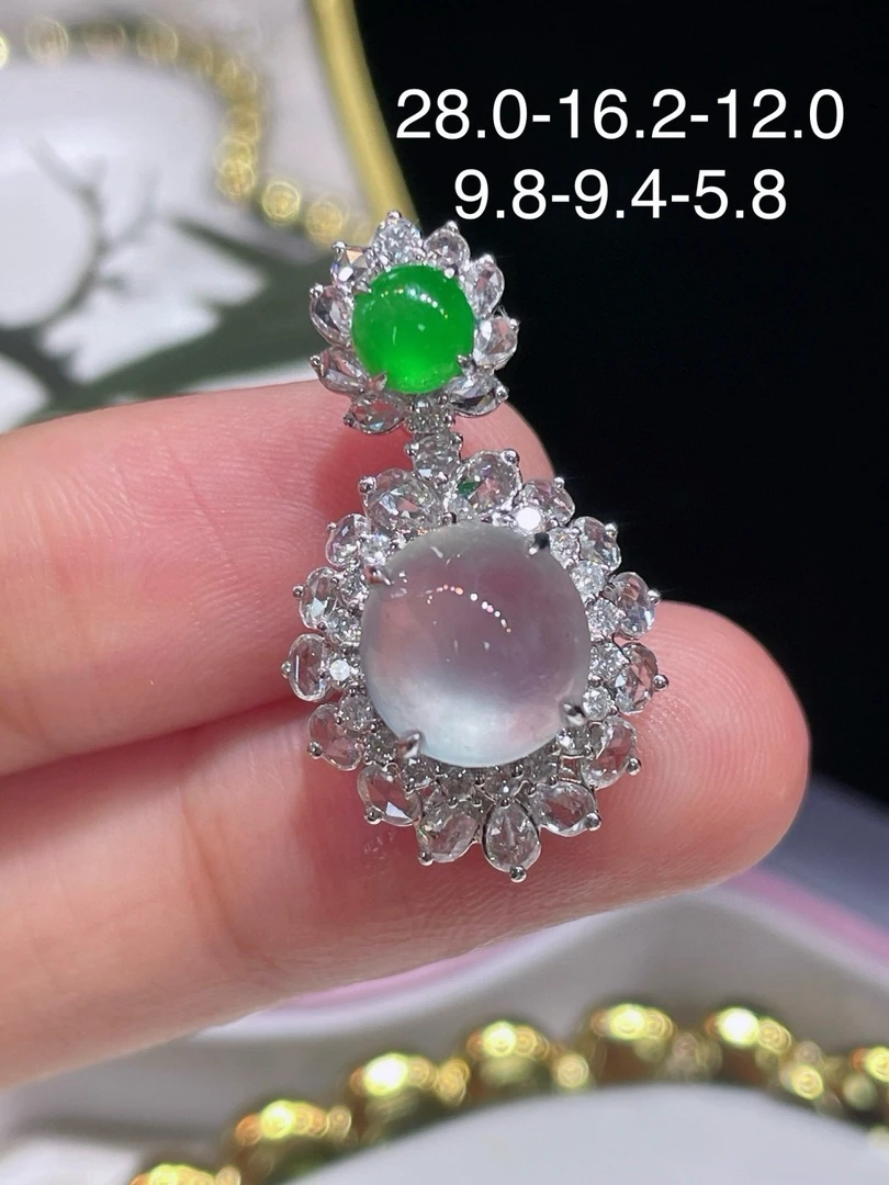 天然缅甸A货翡翠18k金南非真钻玻璃种茅台白冰蛋吊坠