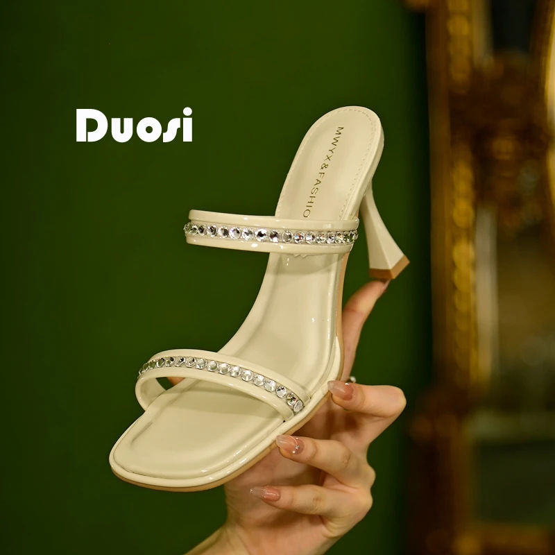 【DUOSI】8cm小众时尚一字拖鞋女外穿细跟高跟鞋方头凉拖鞋L86-117