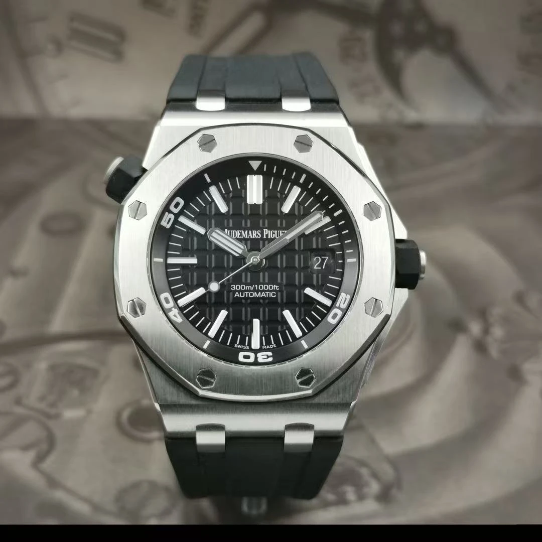 95新 Audemars Piguet/爱彼 皇家橡树离岸/15710st/42mm/18年全套