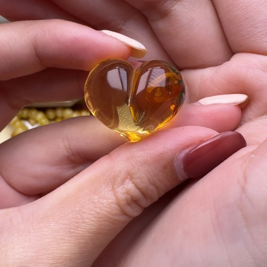 琥珀未镶嵌裸石5号