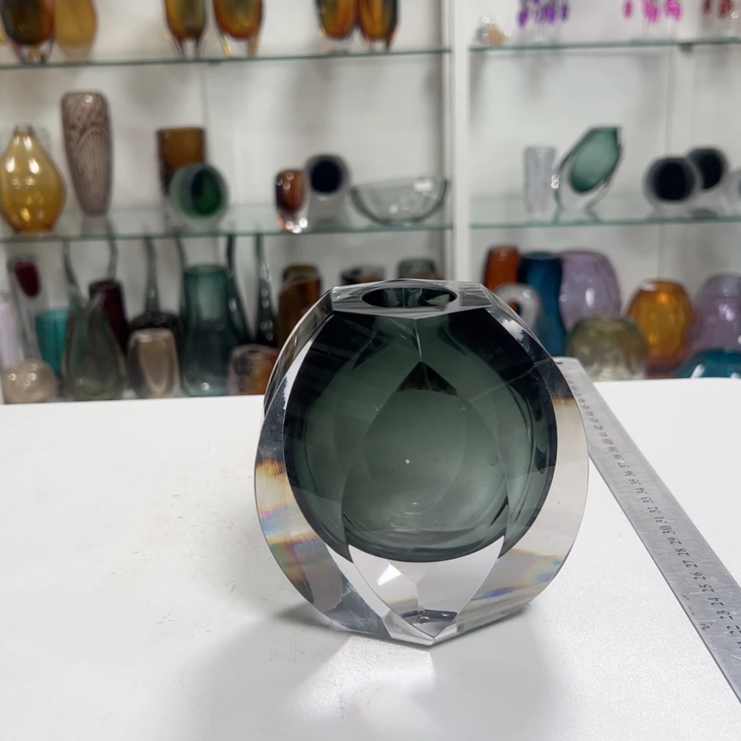 幻彩手工琉璃花瓶花器高度14微瑕