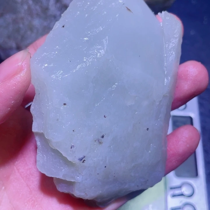 和田玉未镶嵌珠宝半成品